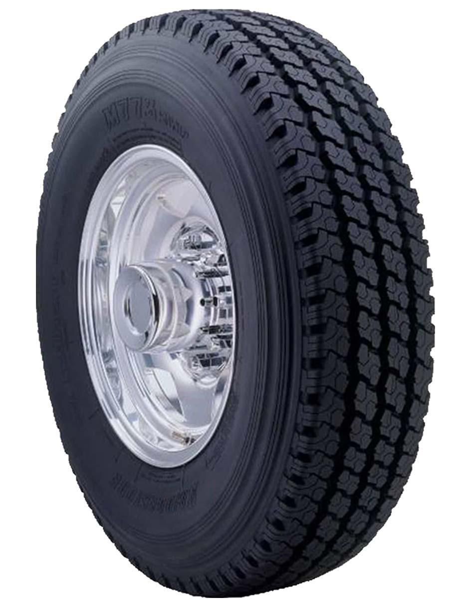 Llanta para auto Bridgestone M773 215 / R14