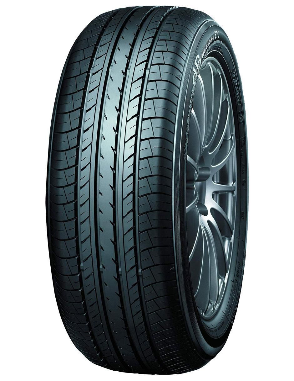Llanta para auto Yk-110170038 185 R15 Llanta para auto Yk-110170038 185 R15