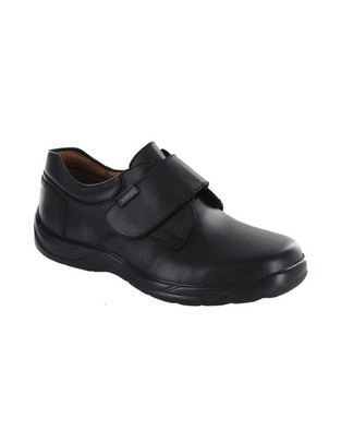 Zapato de piel para niño Zapato de piel para niño