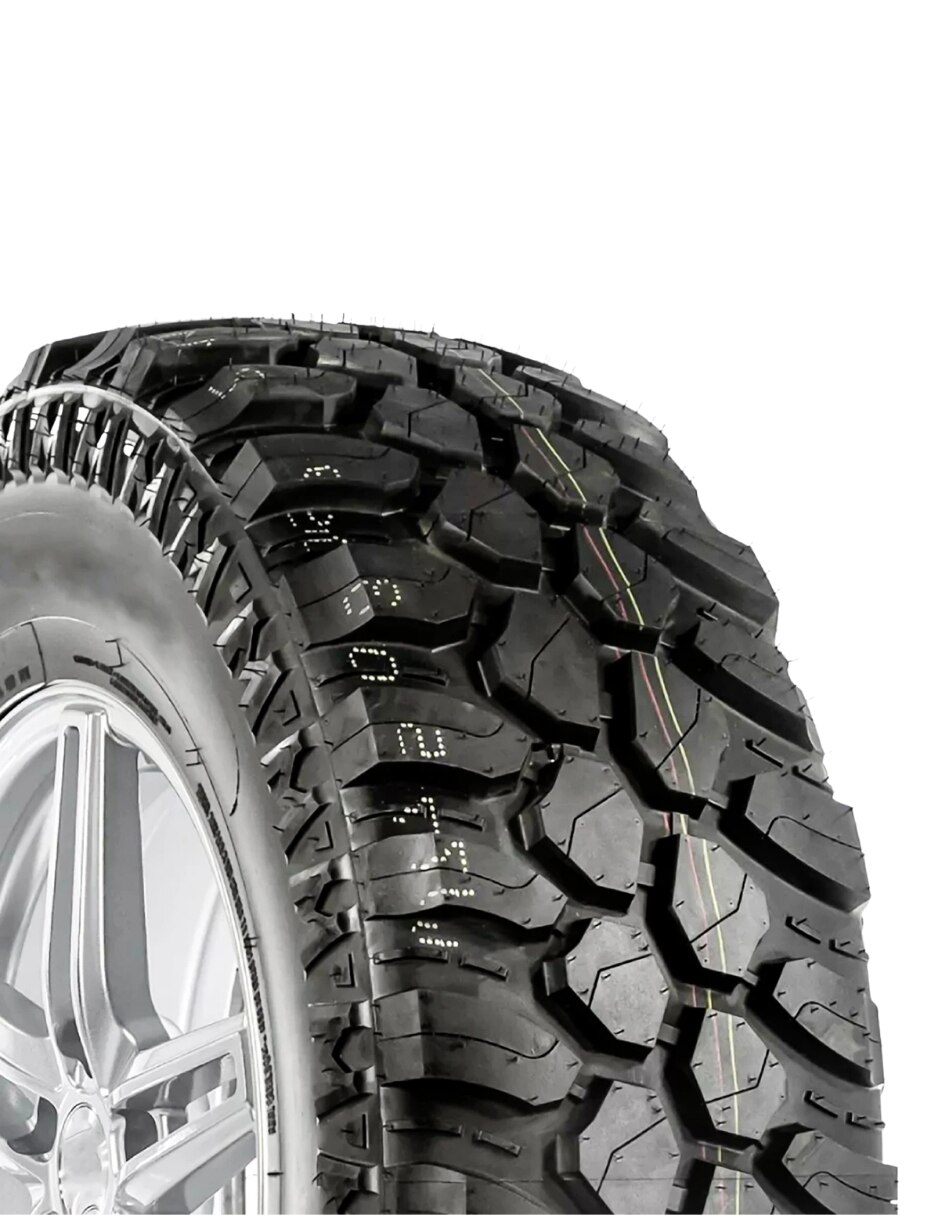 Set llanta para auto terrena mt 245/75 r16 3