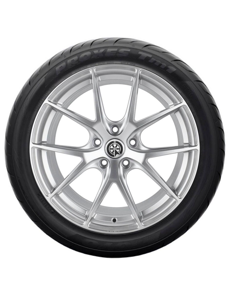 Llanta para auto toyo proxes tm1 235 / 45 r17 2