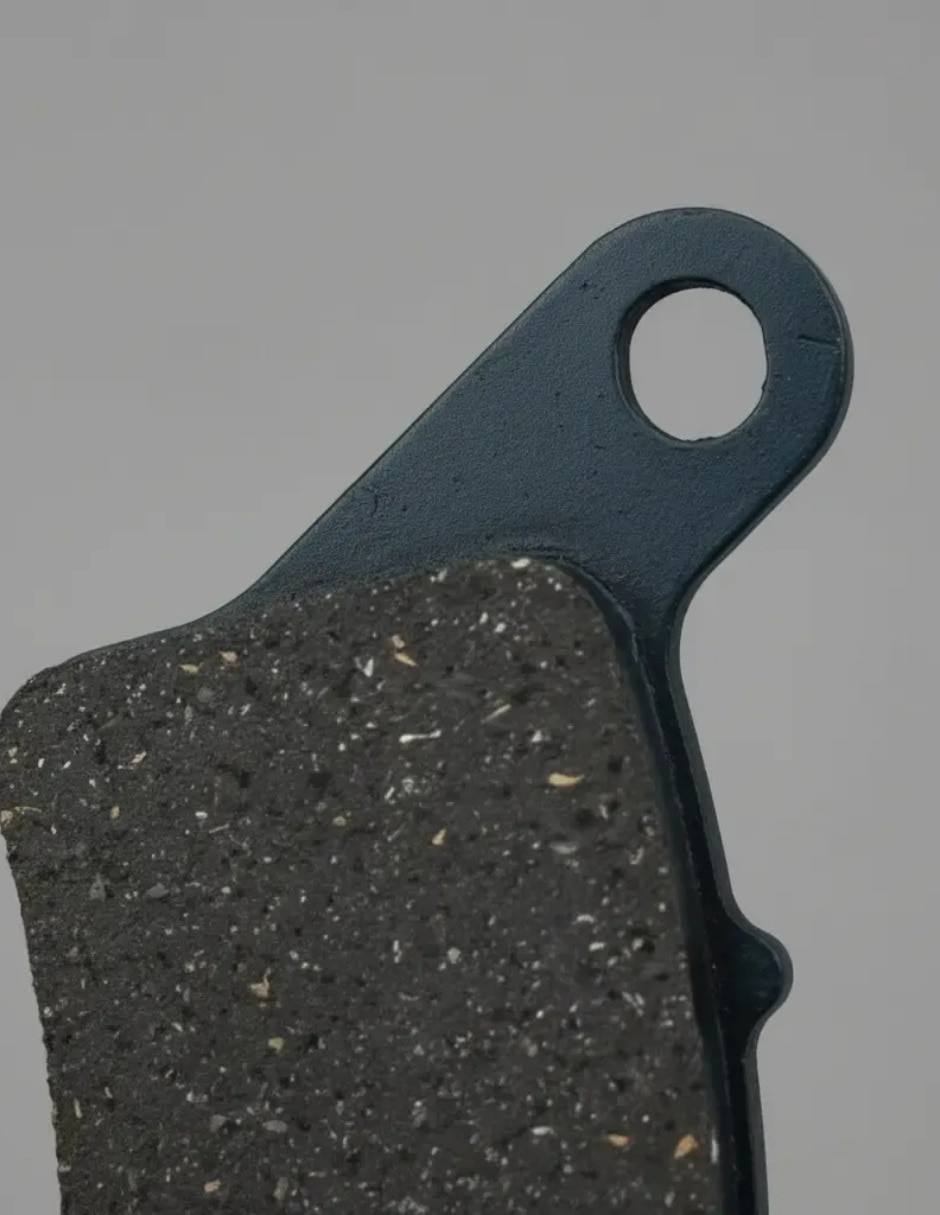Balatas traseras para motocicleta