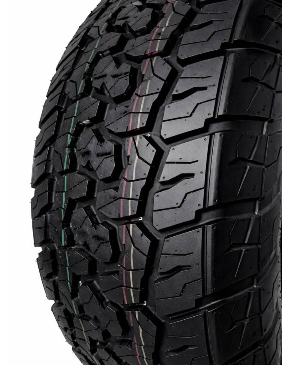 Set de llantas para auto all terrain 265 / 60 r18 4